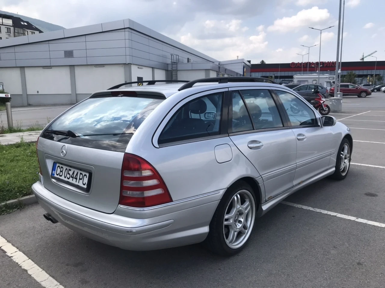 Mercedes-Benz C 32 AMG  - изображение 7