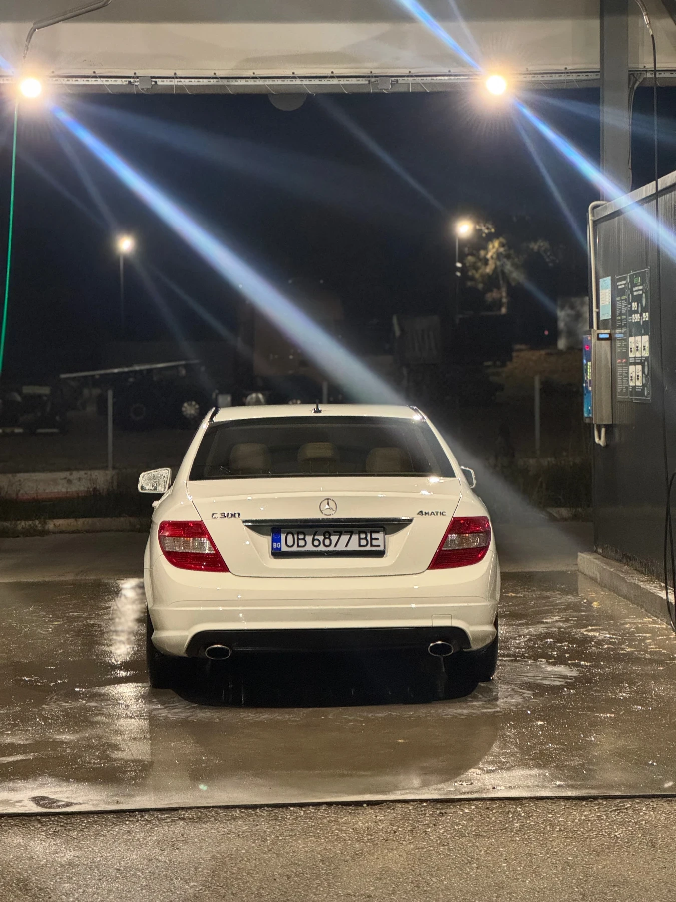 Mercedes-Benz C 300  - изображение 5