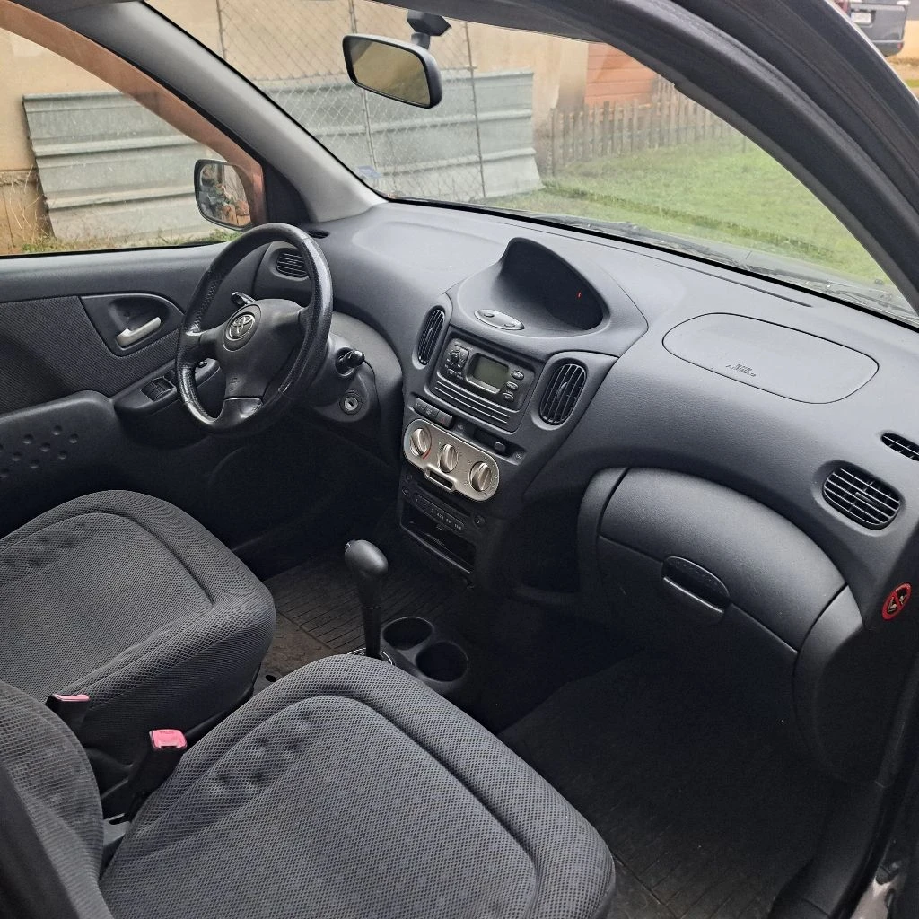 Toyota Yaris verso АВТОМАТИК  - изображение 8