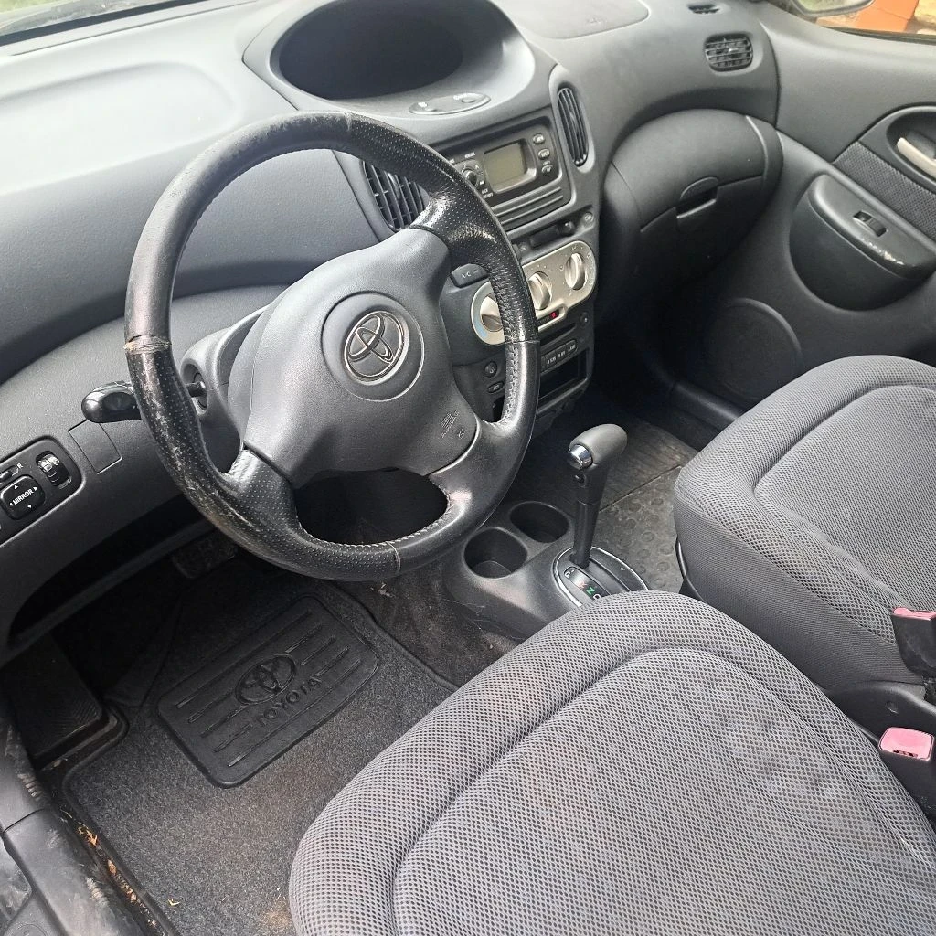 Toyota Yaris verso АВТОМАТИК  - изображение 6