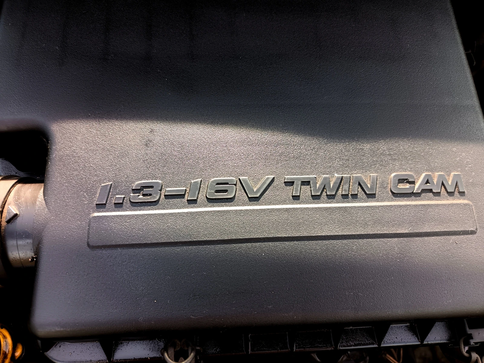 Daihatsu Sirion 1.3 TWIN CAM 16V A/C 4цилиндъра TOYOTA, снимка 11 - Автомобили и джипове - 53725578