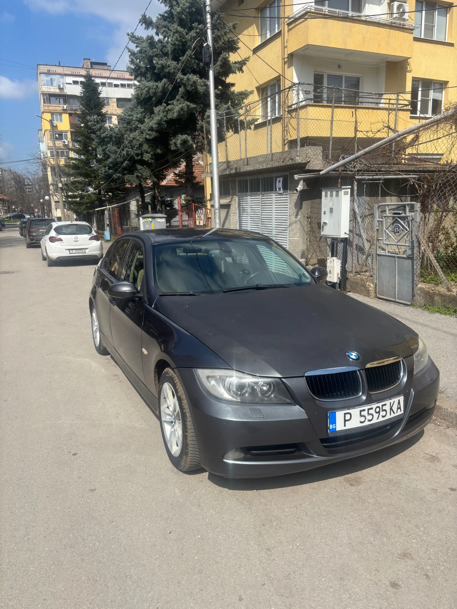 BMW 320, снимка 2 - Автомобили и джипове - 54069710