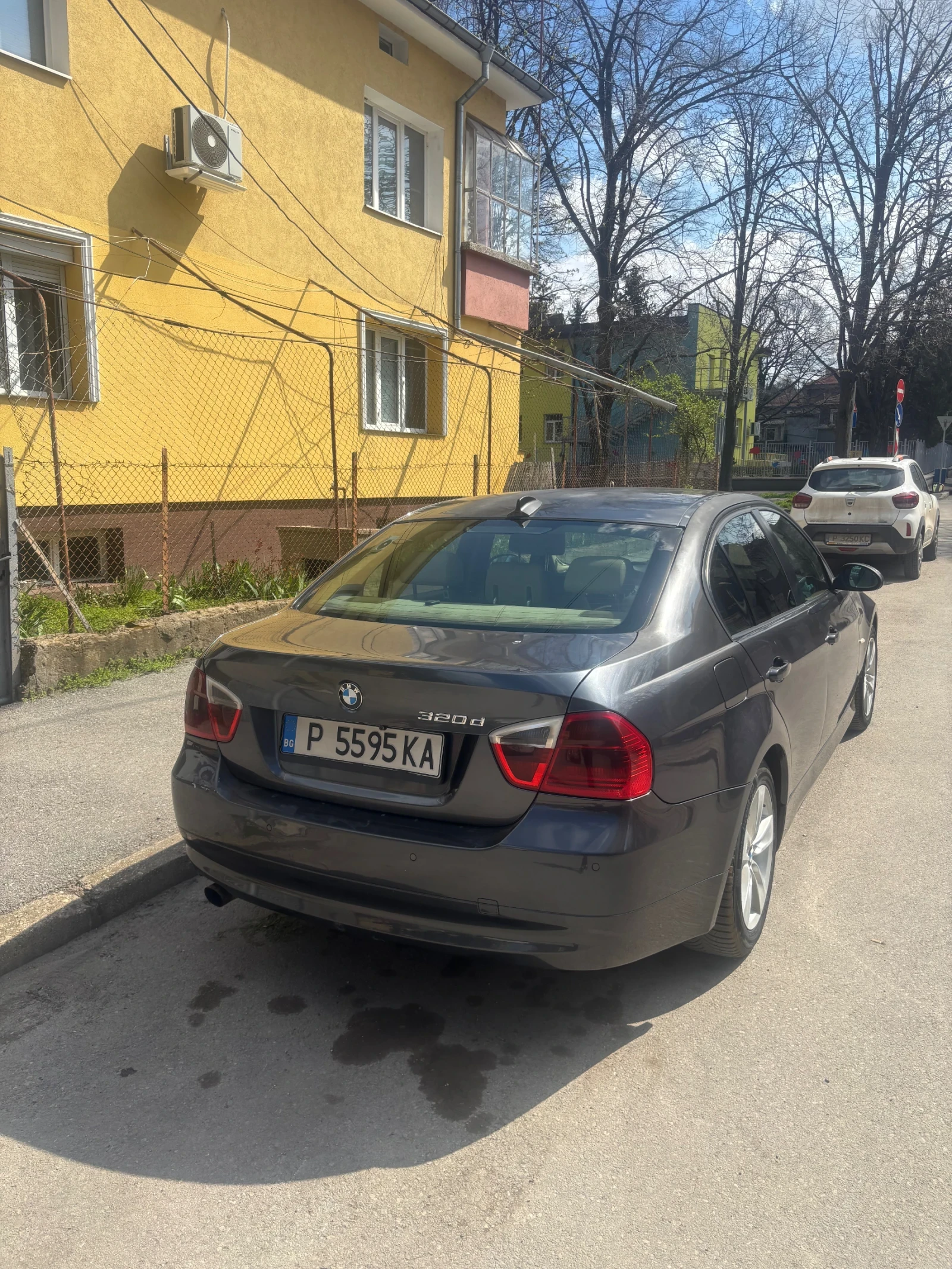BMW 320, снимка 4 - Автомобили и джипове - 54069710