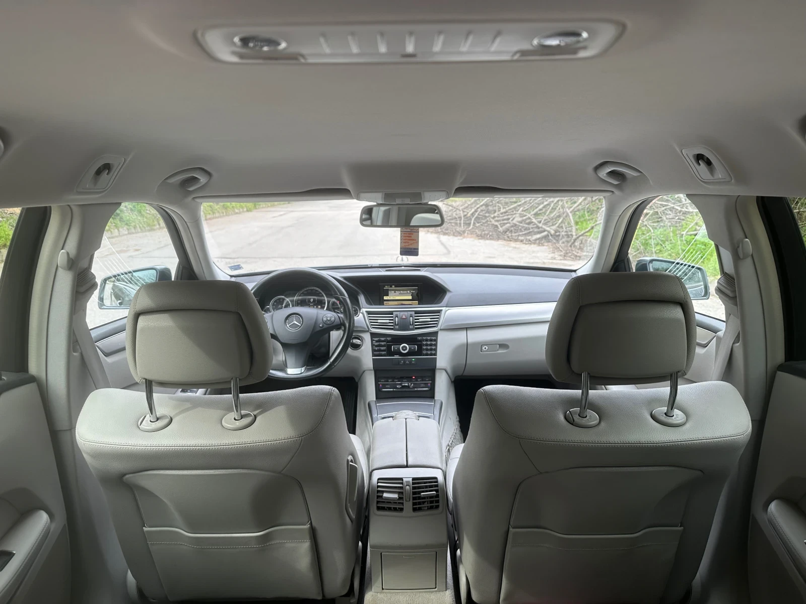 Mercedes-Benz E 220, снимка 7 - Автомобили и джипове - 54207861