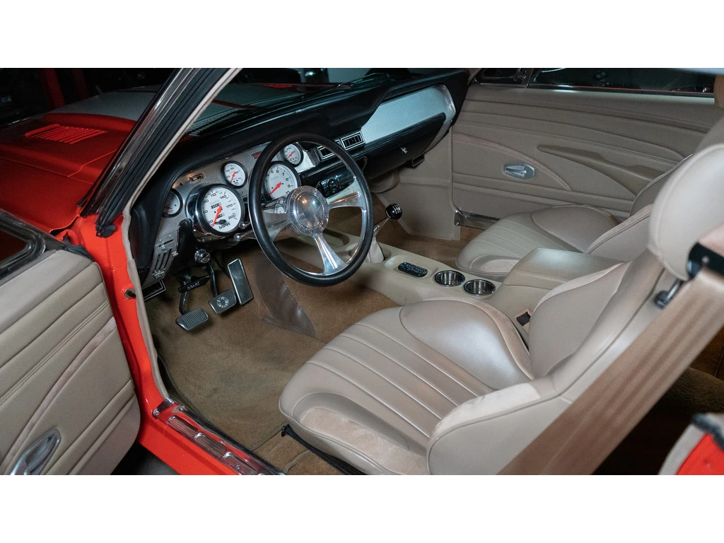 Ford Mustang Fastback Restomod, снимка 10 - Автомобили и джипове - 54260552