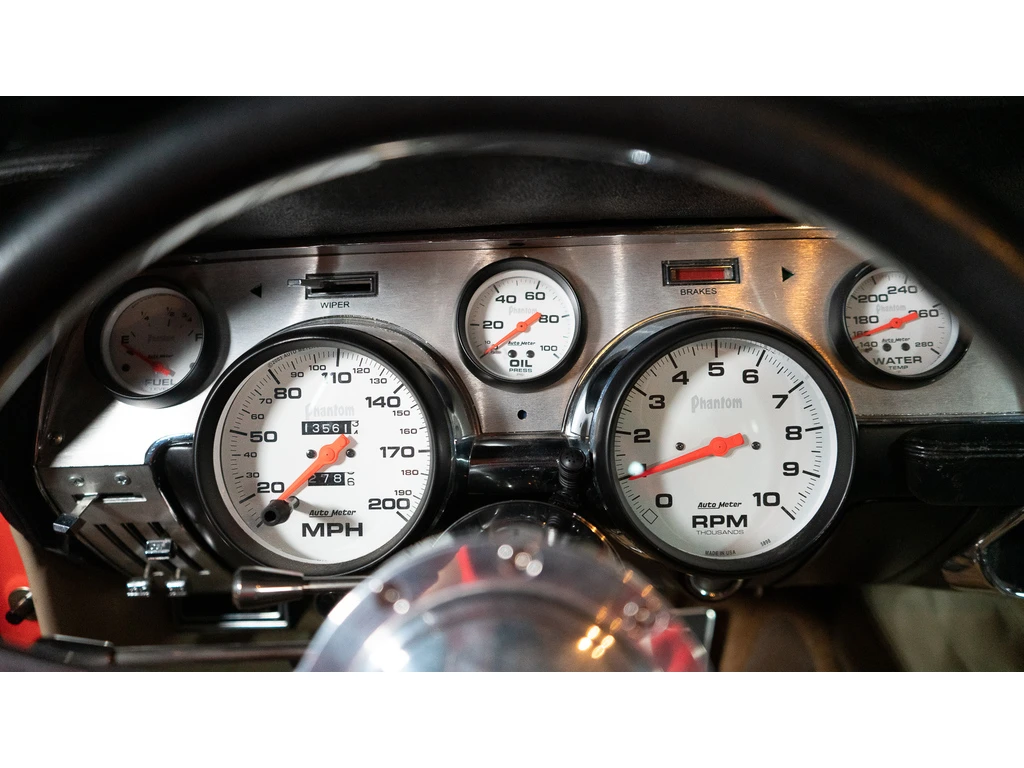 Ford Mustang Fastback Restomod, снимка 11 - Автомобили и джипове - 54260552