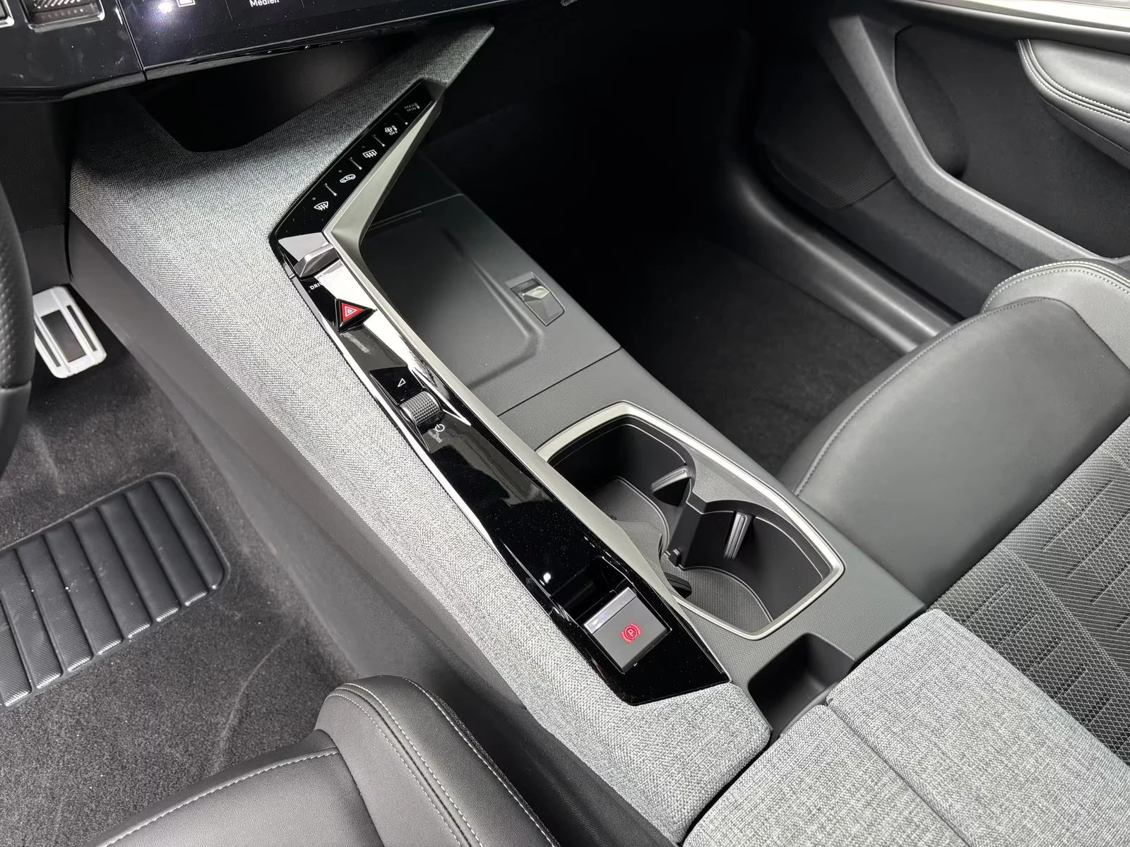 Peugeot 5008 ���!/GT/MHEV 145HP/7SEATS/CAM/NAVI/220h | Mobile.bg � ����������� 15