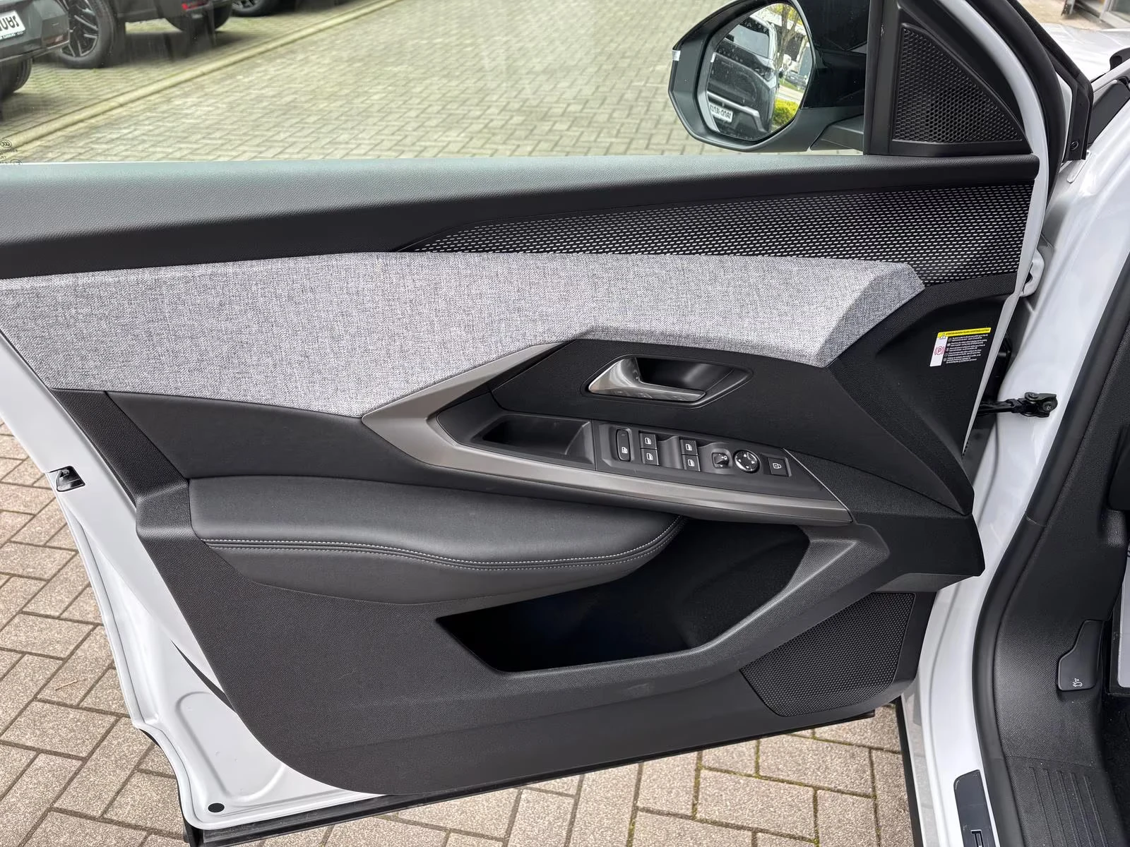 Peugeot 5008 ���!/GT/MHEV 145HP/7SEATS/CAM/NAVI/220h | Mobile.bg � ����������� 11