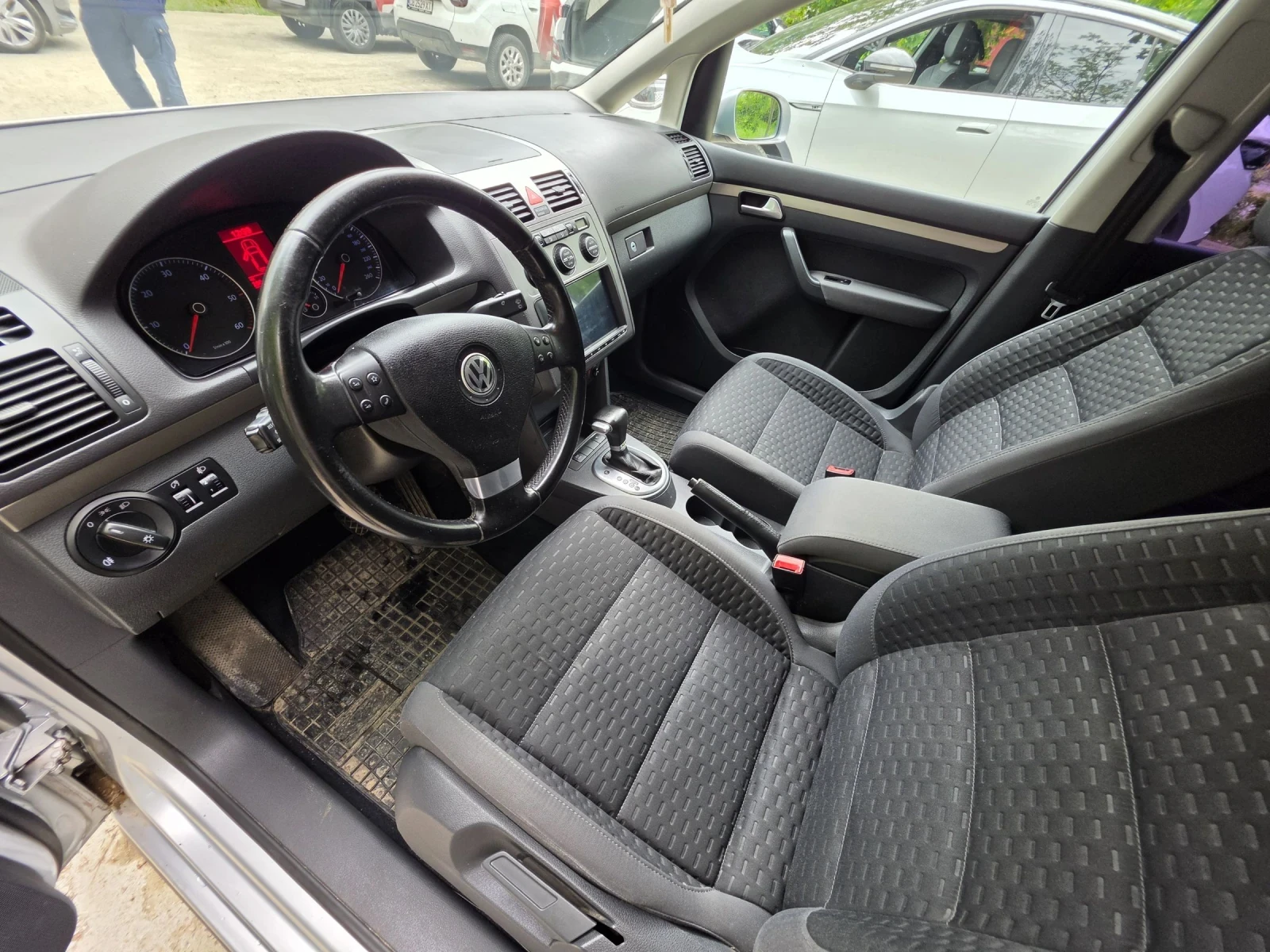 VW Touran 2.0 140�.� | Mobile.bg � ����������� 11