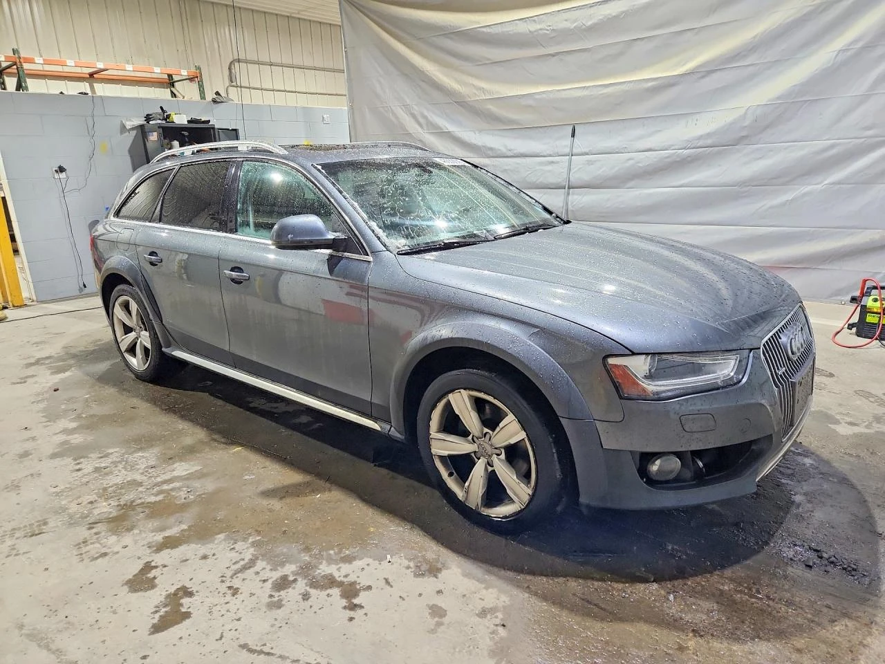 Audi A4 Allroad 2.0l Premium, снимка 4 - Автомобили и джипове - 54705920
