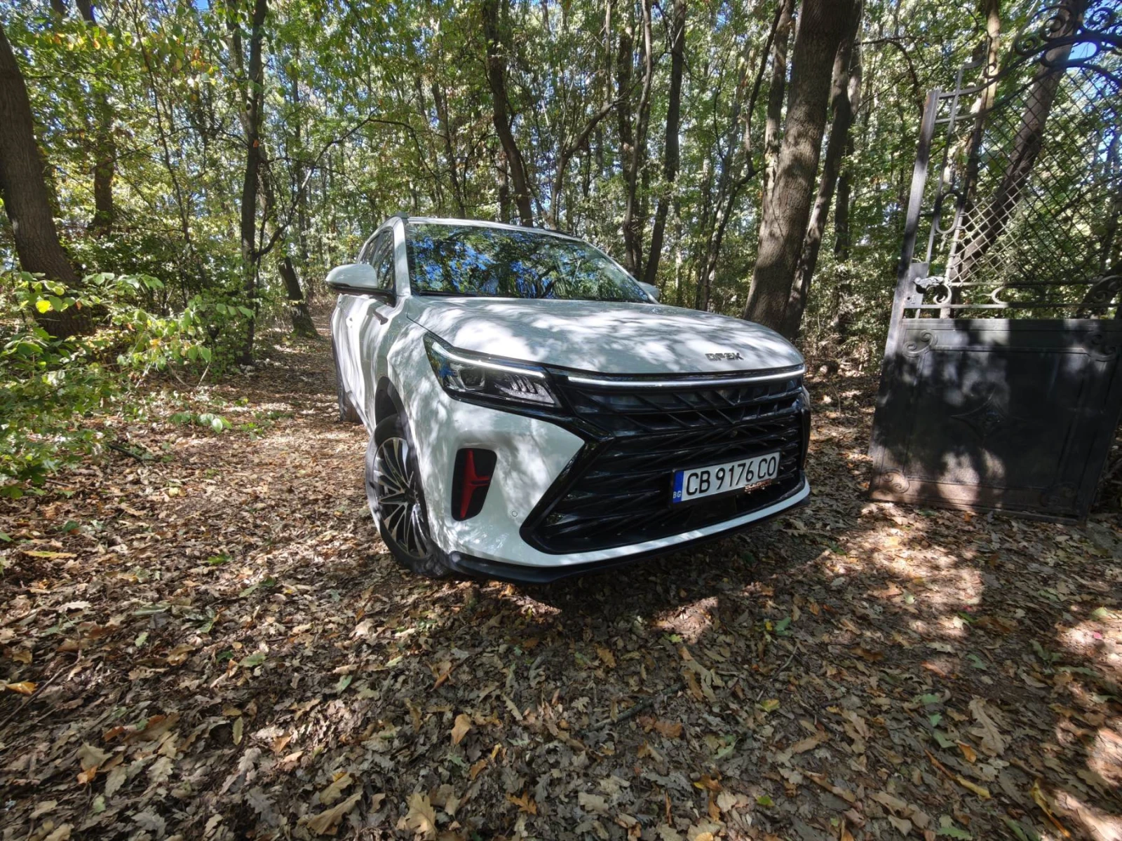 DONGFENG 600 E3 6+ 1 места, снимка 10 - Автомобили и джипове - 54725961