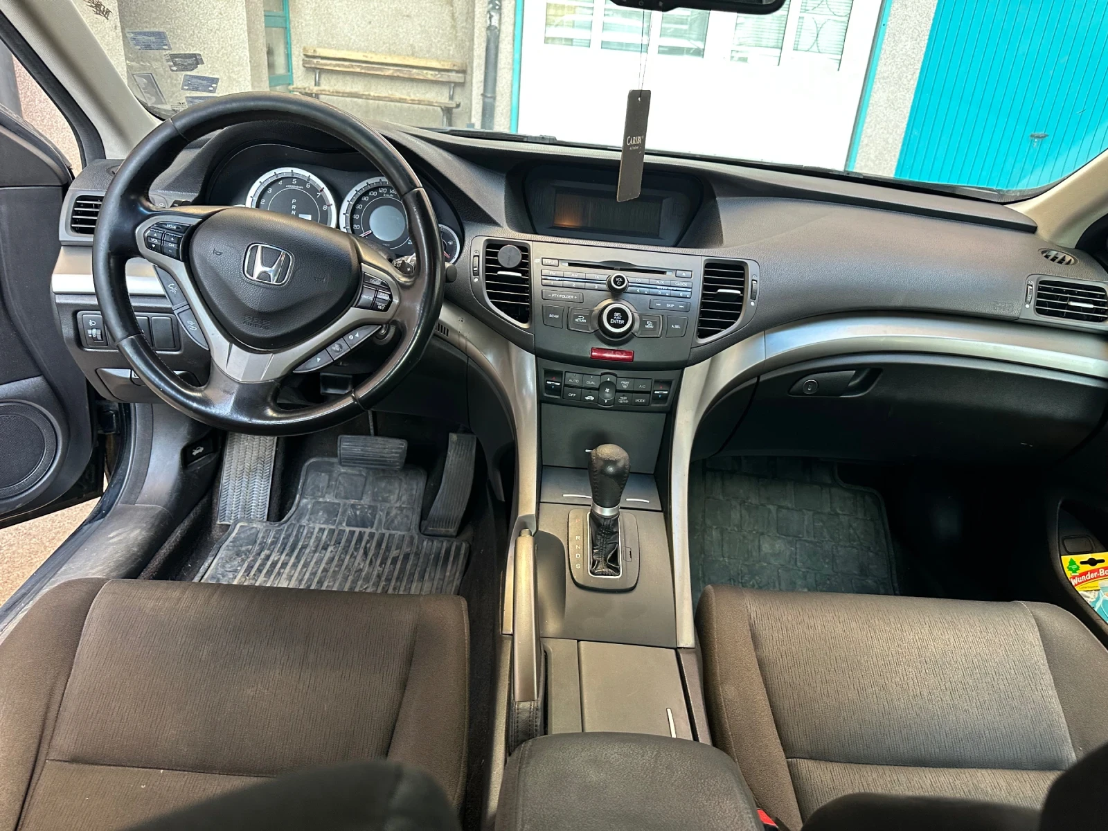 Honda Accord 2.0i, снимка 6 - Автомобили и джипове - 54757935