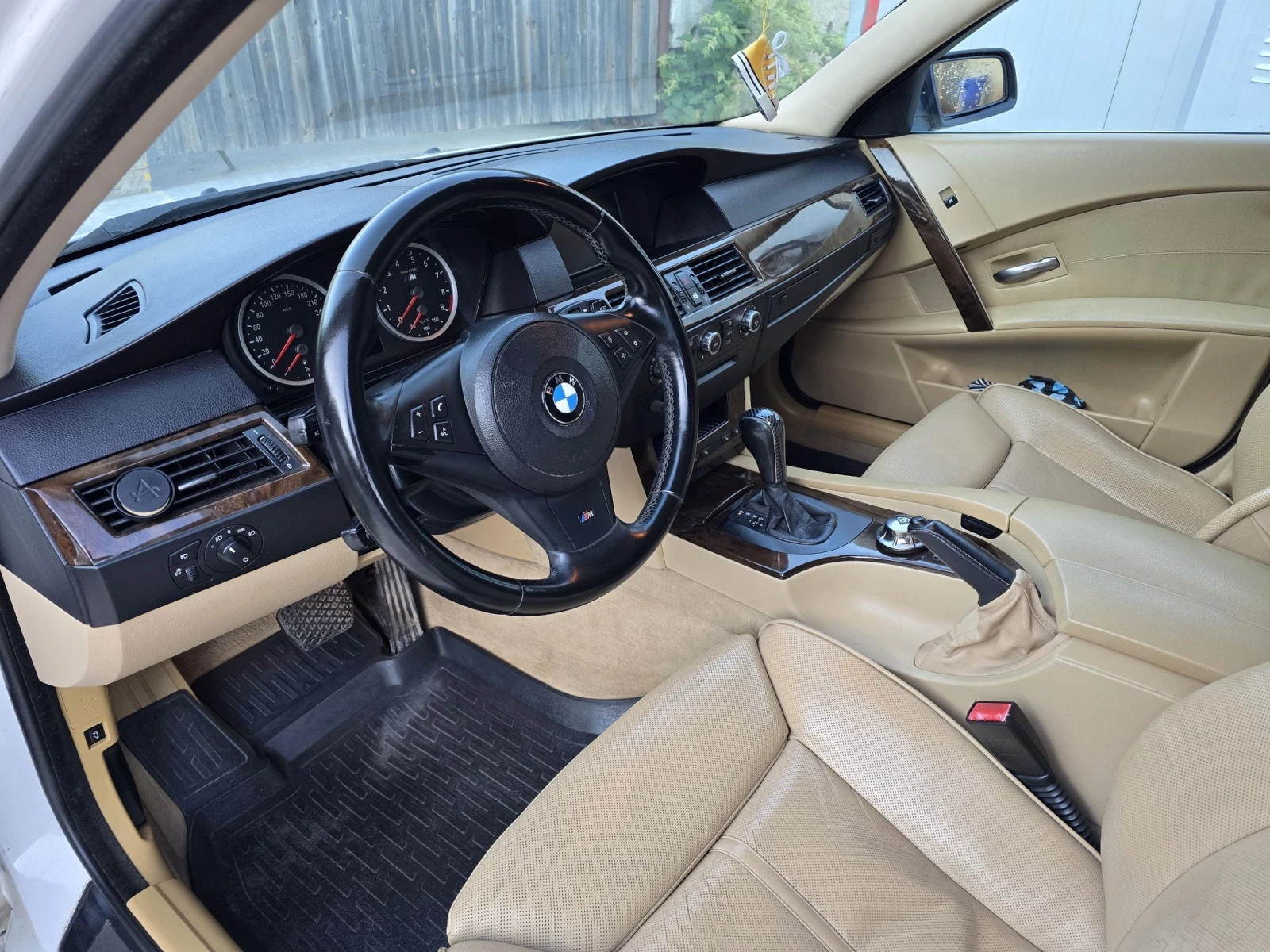 BMW 530 Bmw 530i lpg 258hp, снимка 10 - Автомобили и джипове - 54838882