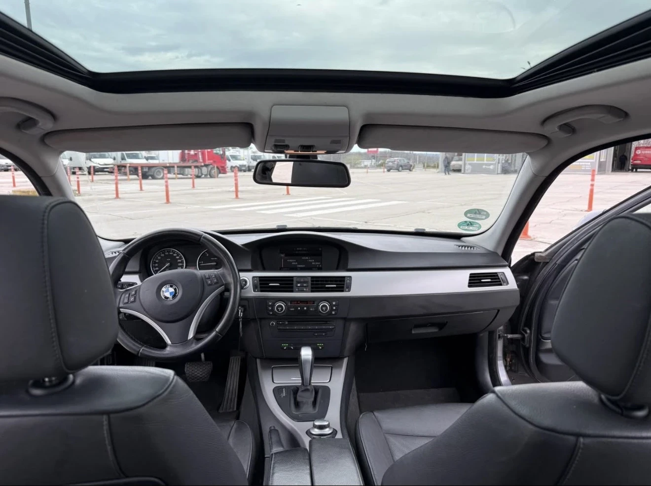 BMW 320, снимка 5 - Автомобили и джипове - 55747131