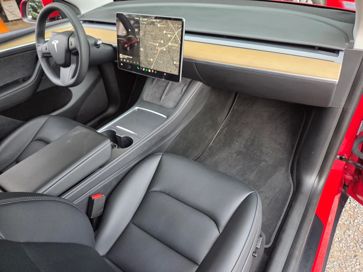 Tesla Model Y LONG RANGE DUAL MOTOR 514 kc. AWD 90000km, снимка 15 - Автомобили и джипове - 55826086