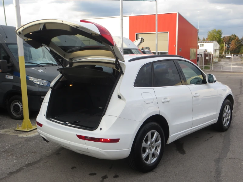 Audi Q5 2.0 TDI, снимка 15 - Автомобили и джипове - 47445311