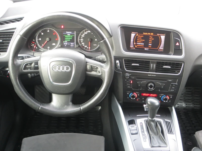 Audi Q5 2.0 TDI, снимка 8 - Автомобили и джипове - 47445311