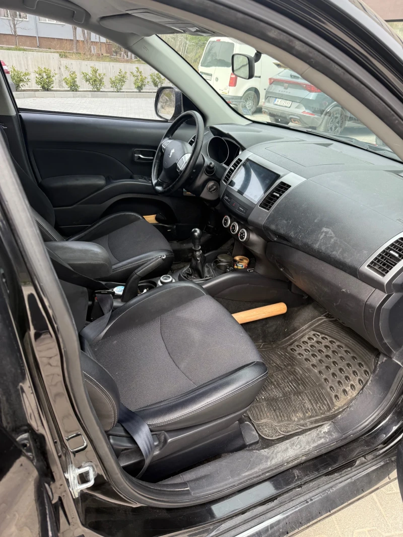 Peugeot 4007 HDI, снимка 9 - Автомобили и джипове - 49606561