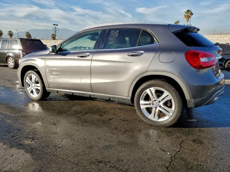 Mercedes-Benz GLA 250, снимка 2 - Автомобили и джипове - 53053658