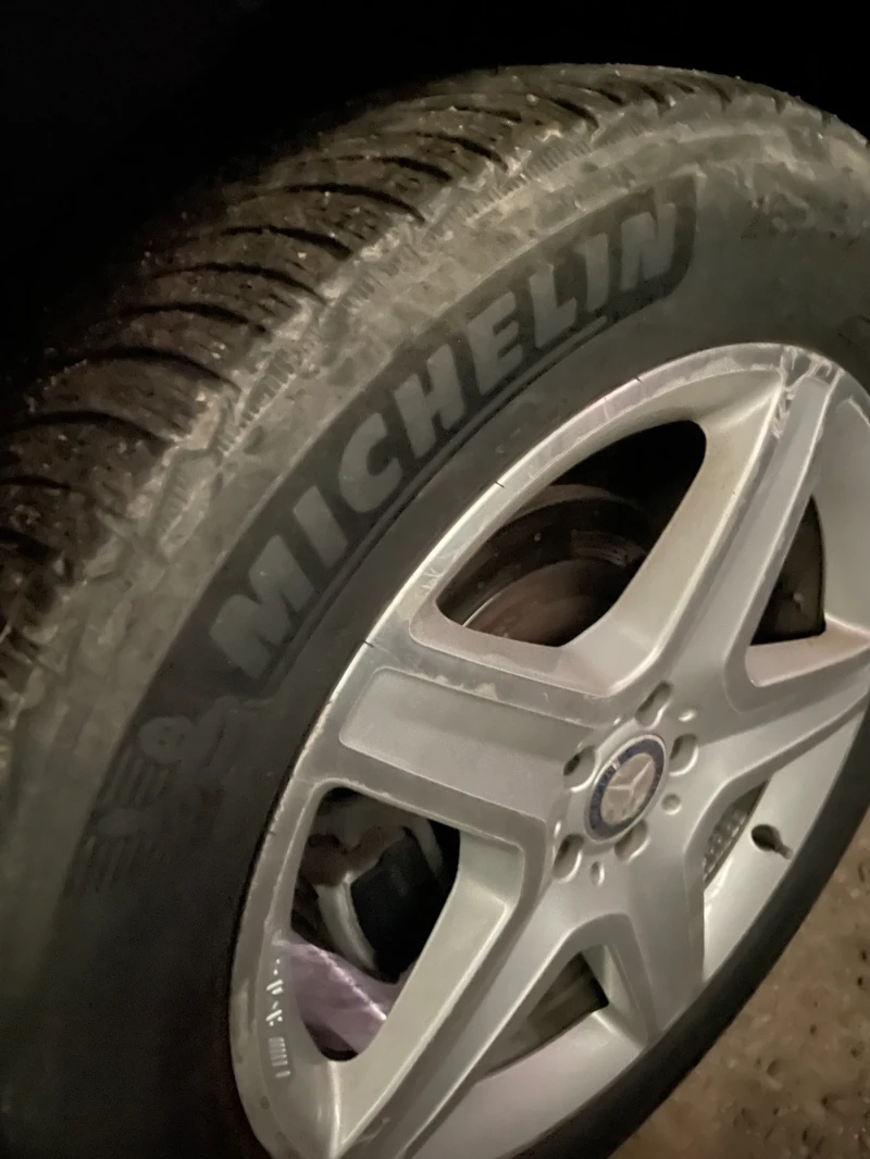 Mercedes-Benz ML 350, снимка 15 - Автомобили и джипове - 53130554