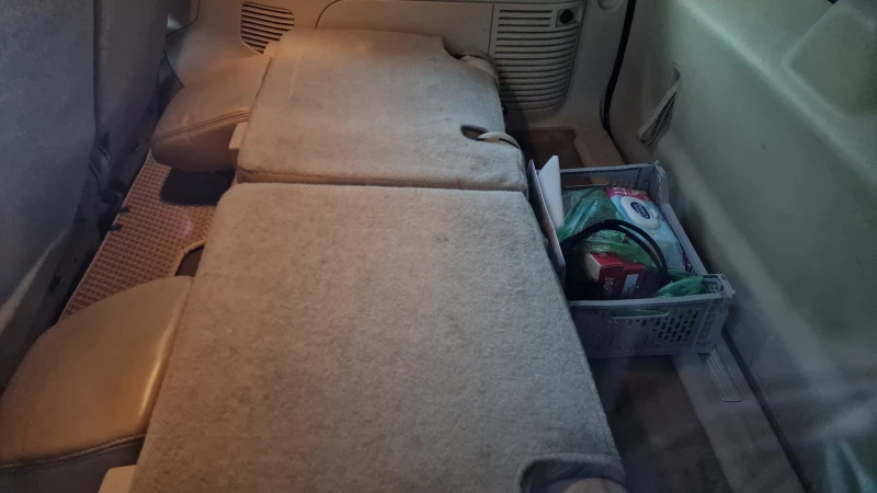 Cadillac Escalade LPG, снимка 6 - Автомобили и джипове - 53459026