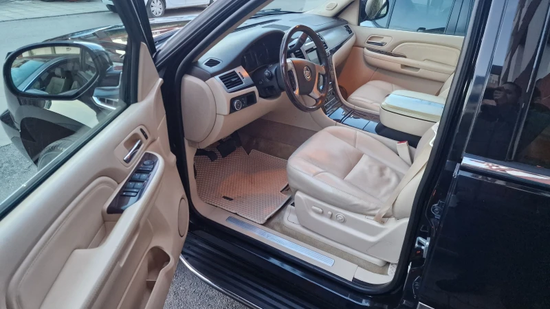 Cadillac Escalade LPG, снимка 9 - Автомобили и джипове - 53459026