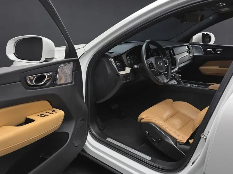 Volvo XC60 2Nd Generation D4 Inscription, снимка 10 - Автомобили и джипове - 55090111