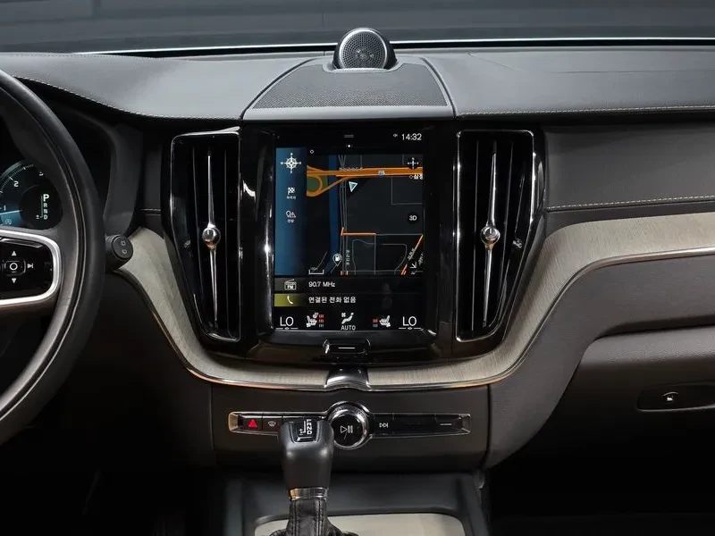 Volvo XC60 2Nd Generation D4 Inscription, снимка 12 - Автомобили и джипове - 55090111