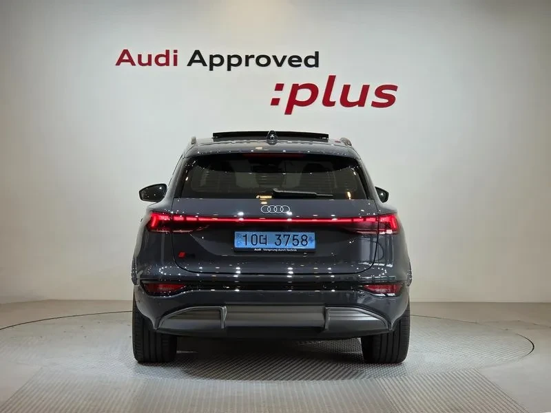 Audi Q6 PERFORMANCE | 360 CAM* ПОДГРЕВ* ОБДУХВАНЕ* , снимка 2 - Автомобили и джипове - 56738861