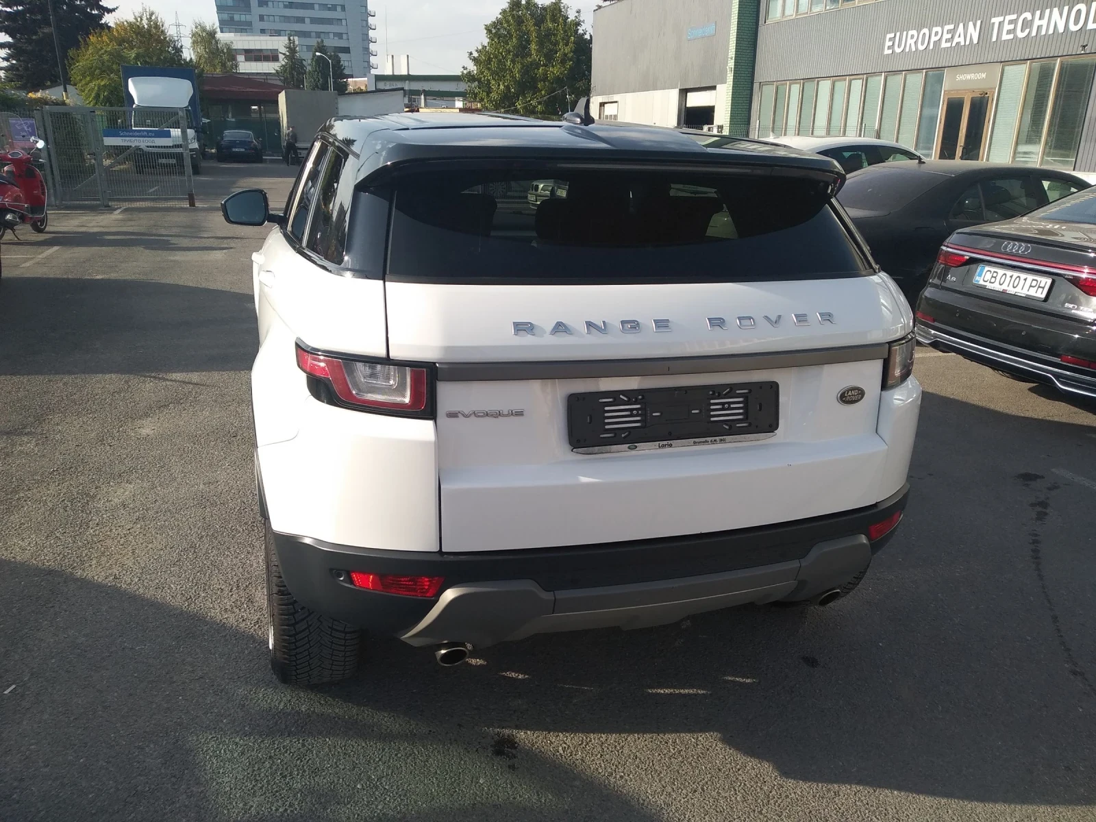 Land Rover Range Rover Evoque 2.0 TDI  4x4 9 СК. - изображение 4