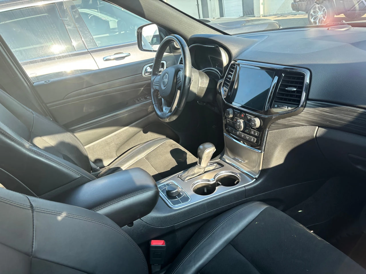 Jeep Grand cherokee * АВТО КРЕДИТ* ЦЕНА ДО БГ * СЕРВИЗНА ИСТОРИЯ *  - изображение 7