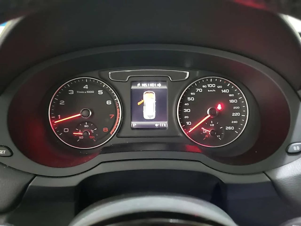 Audi Q3 * PROGRESSIV * ПОДГРЕВ * ОТ ПРЕДСТАВИТЕЛСТВО , снимка 11 - Автомобили и джипове - 53785664