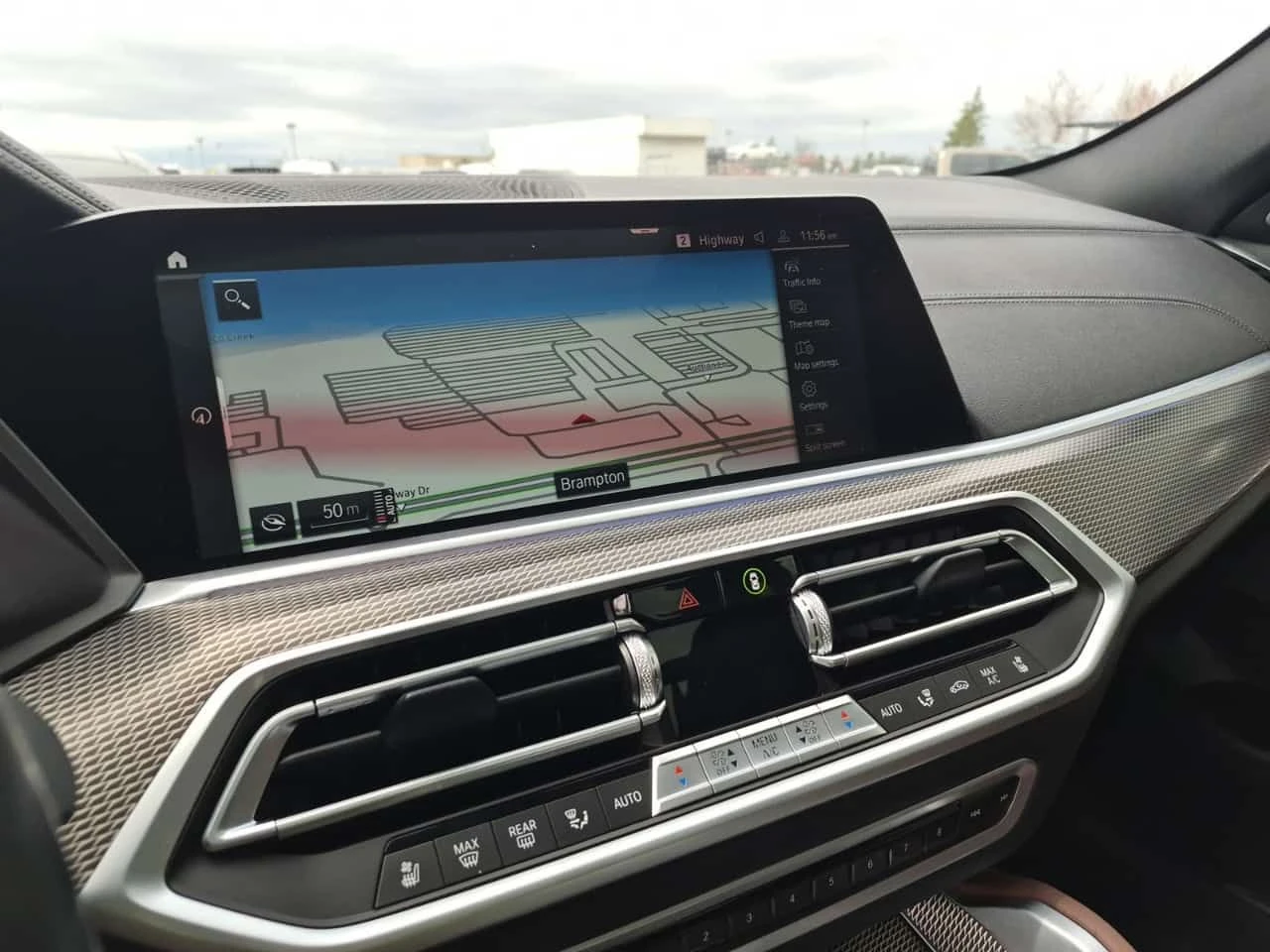 BMW X6 * XDRIVE40I * ОБДУХВАНЕ* H/K* PANO* 2 КЛЮЧА , снимка 11 - Автомобили и джипове - 54185720