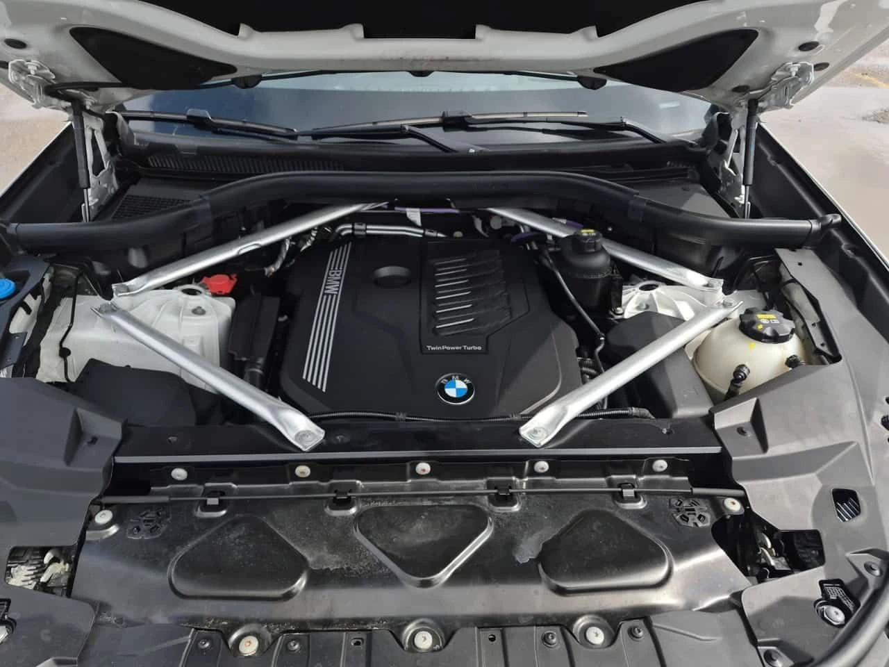 BMW X6 * XDRIVE40I * ОБДУХВАНЕ* H/K* PANO* 2 КЛЮЧА , снимка 17 - Автомобили и джипове - 54185720