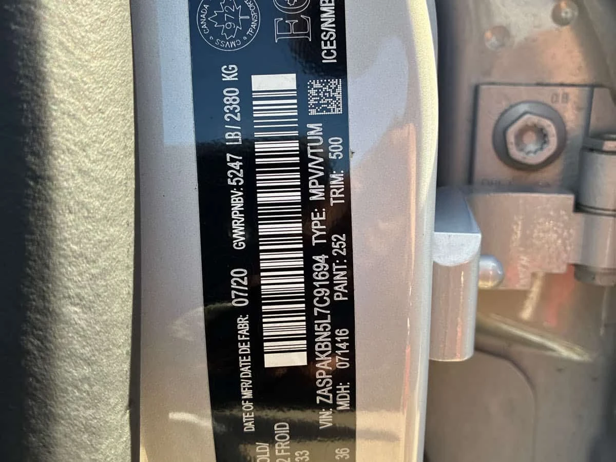 Alfa Romeo Stelvio * Ti Lusso * PANO* KEYLESS* ПОДГРЕВ* , снимка 13 - Автомобили и джипове - 54318610