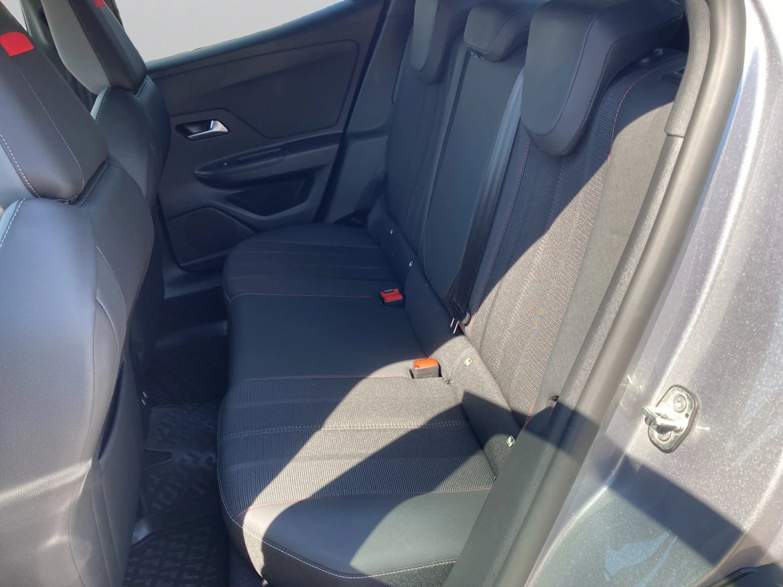 Opel Mokka GS Line 1.2 PureTech 96���/130�.�. AT8 MY23 | Mobile.bg � ����������� 11