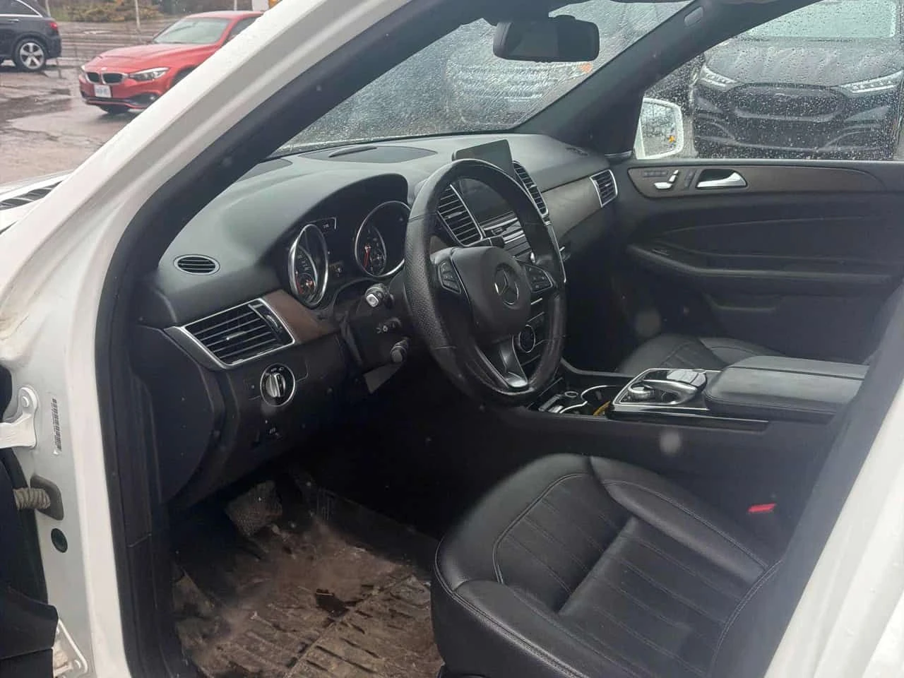 Mercedes-Benz GLE 350 d * HARMAN/KARDON* PANORAMA* , снимка 5 - Автомобили и джипове - 54527877