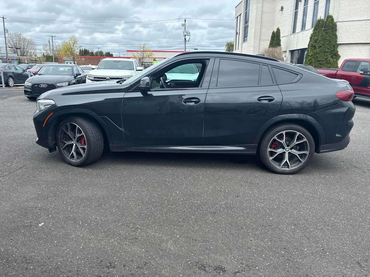 BMW X6 * XDRIVE40I * PANO * H/K * ОБДУХВАНЕ * , снимка 2 - Автомобили и джипове - 54568881