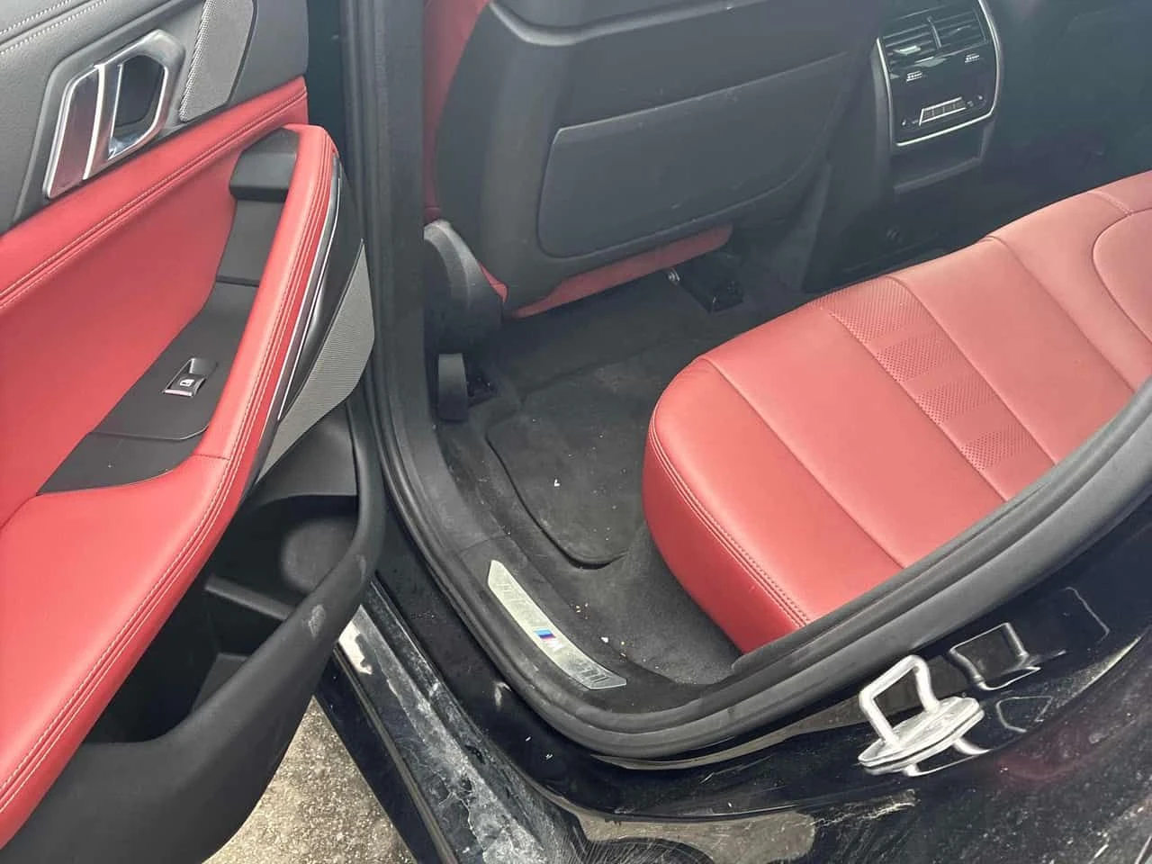 BMW X6 * XDRIVE40I * PANO * H/K * ОБДУХВАНЕ * , снимка 13 - Автомобили и джипове - 54568881
