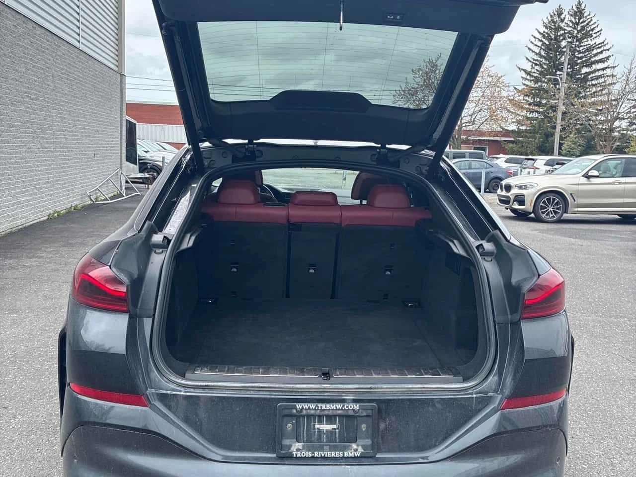 BMW X6 * XDRIVE40I * PANO * H/K * ОБДУХВАНЕ * , снимка 16 - Автомобили и джипове - 54568881