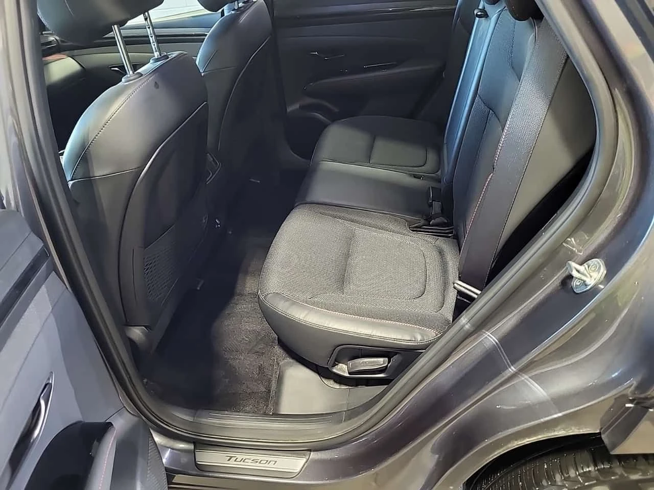Hyundai Tucson N LINE/CARFAX/2 КЛЮЧА/ПАНОРАМА/+ ГУМИ/, снимка 12 - Автомобили и джипове - 55014104