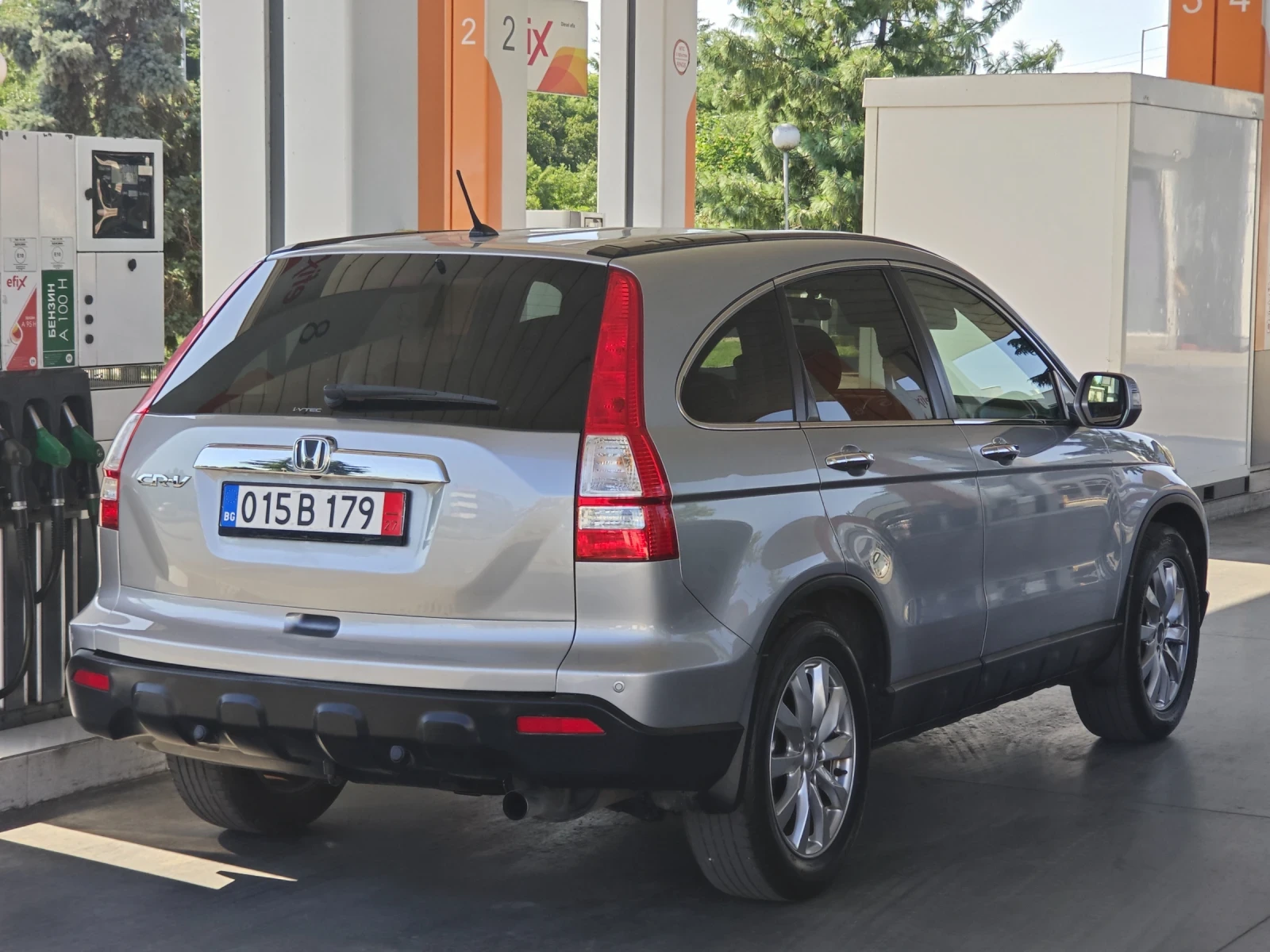 Honda Cr-v 2.0-Exequtive-CH, снимка 6 - Автомобили и джипове - 55500992