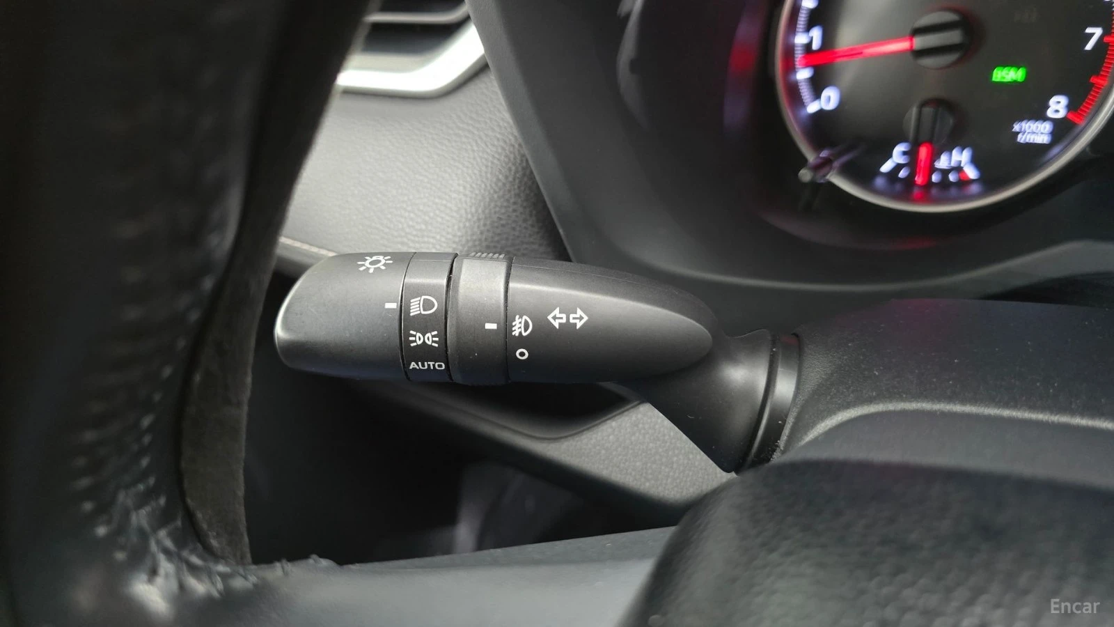 Toyota Rav4 * ПАНО* KEYLESS* Camera* ПОДГРЕВ* LED* , снимка 14 - Автомобили и джипове - 55625273