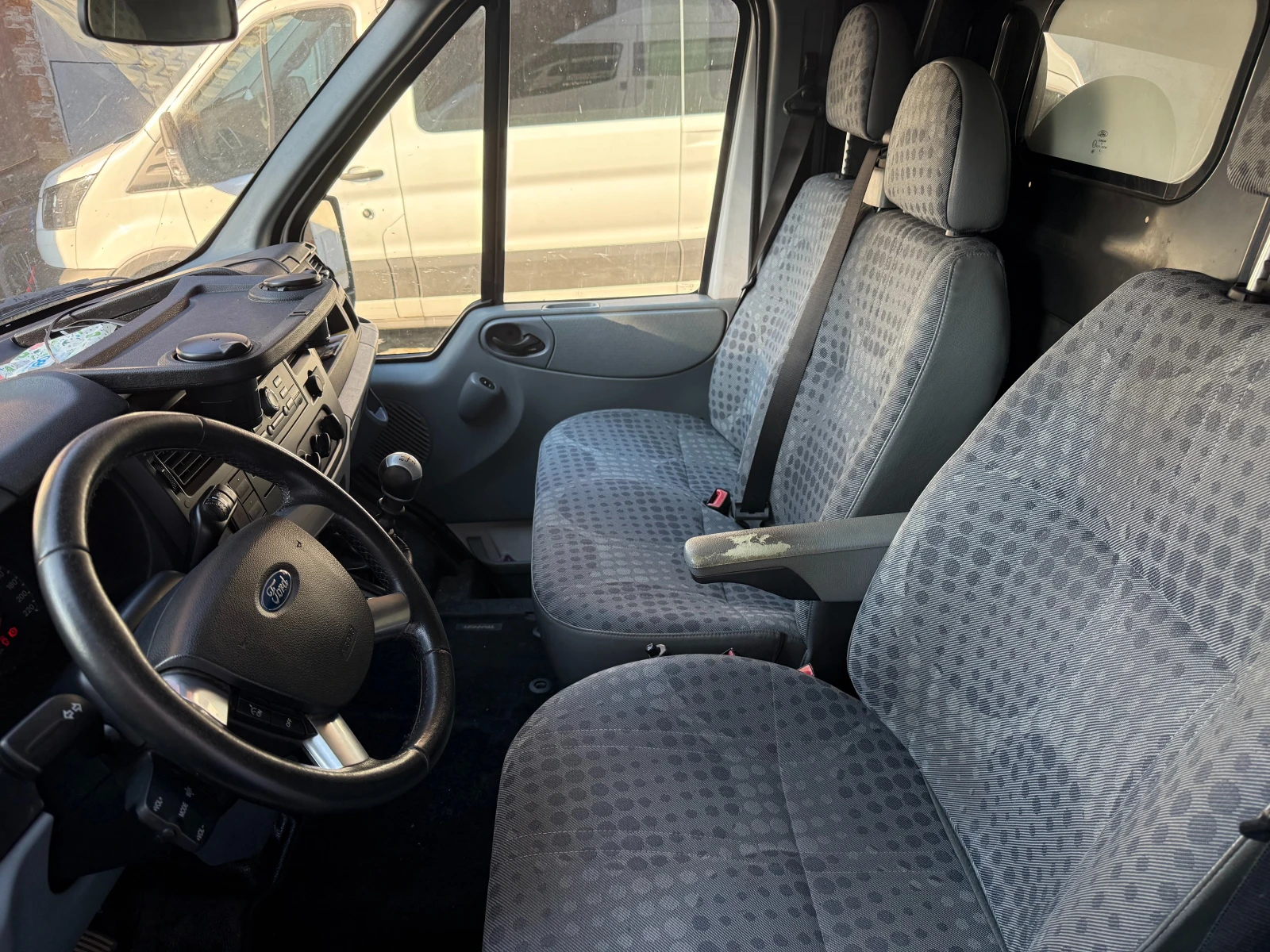 Ford Transit 350L, снимка 16 - Бусове и автобуси - 55619203