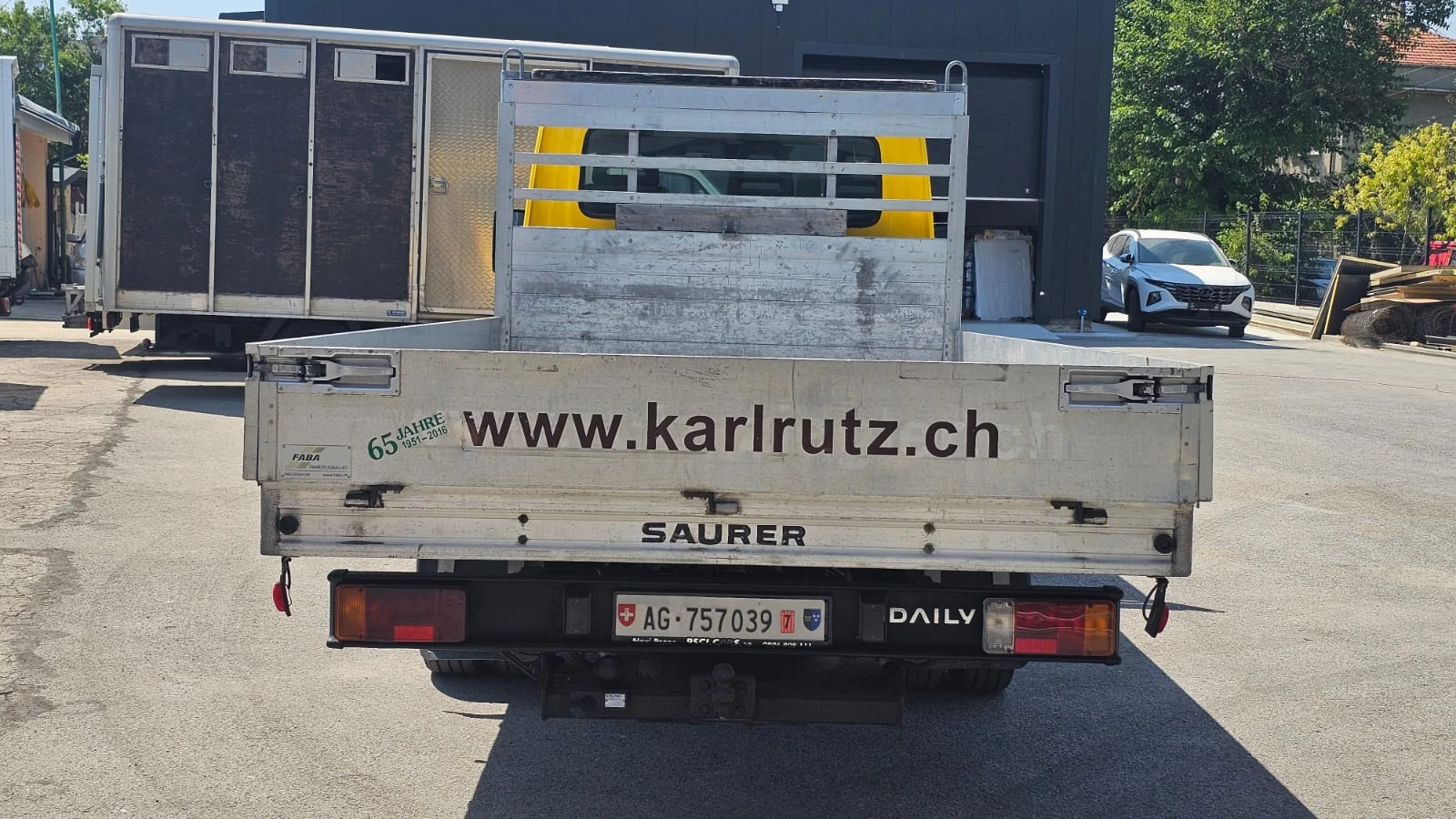 Iveco Daily 35C15 2.8D 6S CH-КЛИМА-451х206см-СОБСТ. ХОД-ЛИЗИНГ, снимка 5 - Бусове и автобуси - 55643122