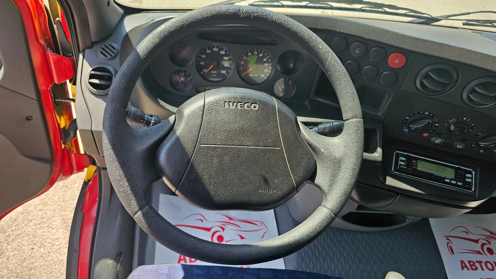 Iveco Daily 35C15 2.8D 6S CH-КЛИМА-451х206см-СОБСТ. ХОД-ЛИЗИНГ, снимка 9 - Бусове и автобуси - 55643122