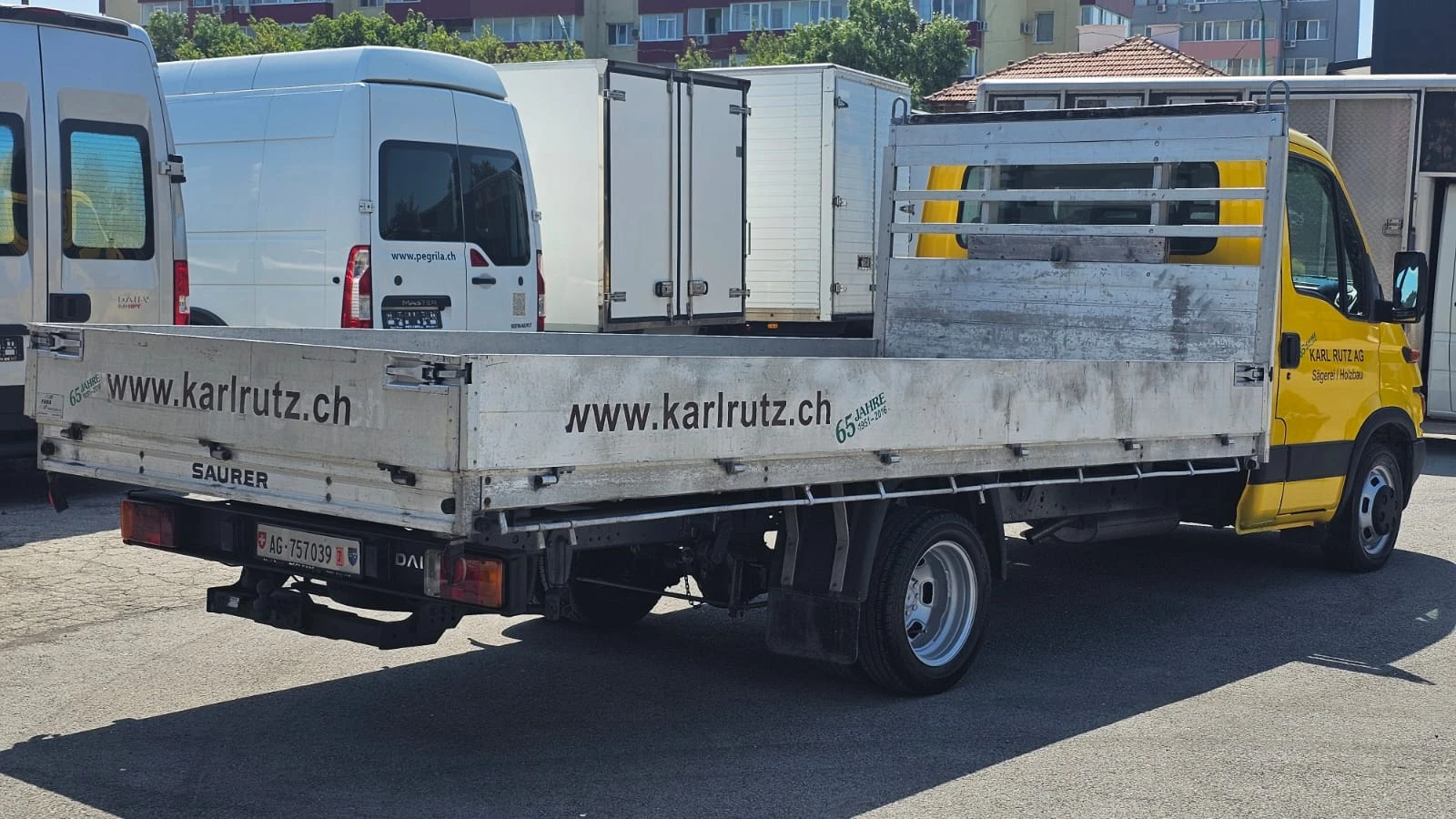 Iveco Daily 35C15 2.8D 6S CH-КЛИМА-451х206см-СОБСТ. ХОД-ЛИЗИНГ, снимка 6 - Бусове и автобуси - 55643122