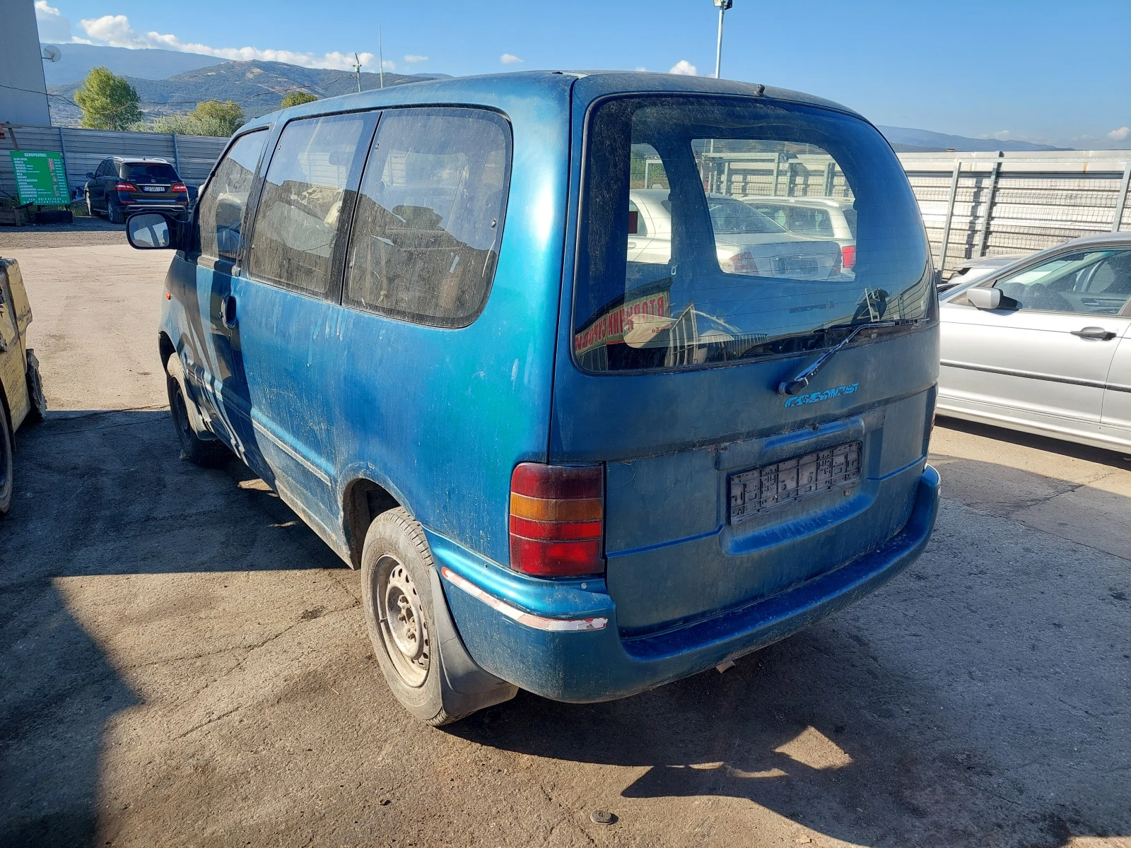 Nissan Serena 2.0D, снимка 3 - Бусове и автобуси - 56208461