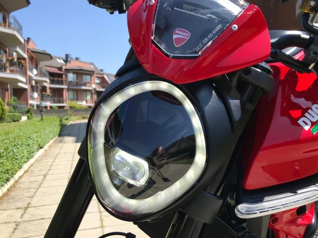 Ducati Monster 937 PLUS, снимка 2 - Мотоциклети и мототехника - 54220417