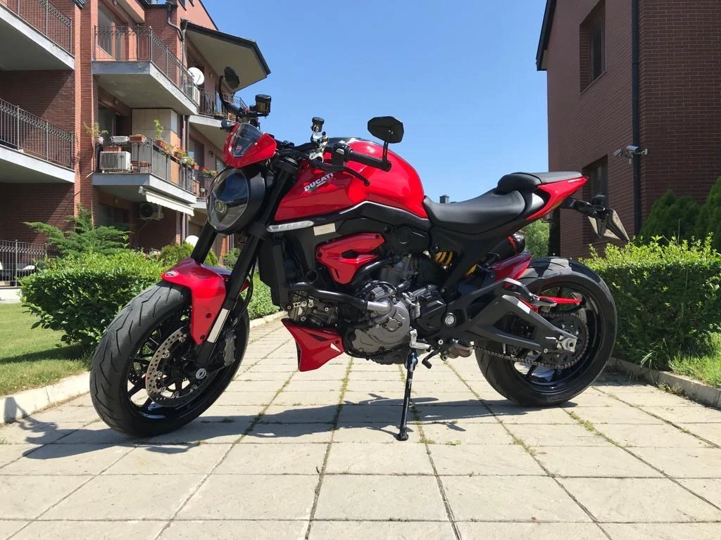 Ducati Monster 937 PLUS